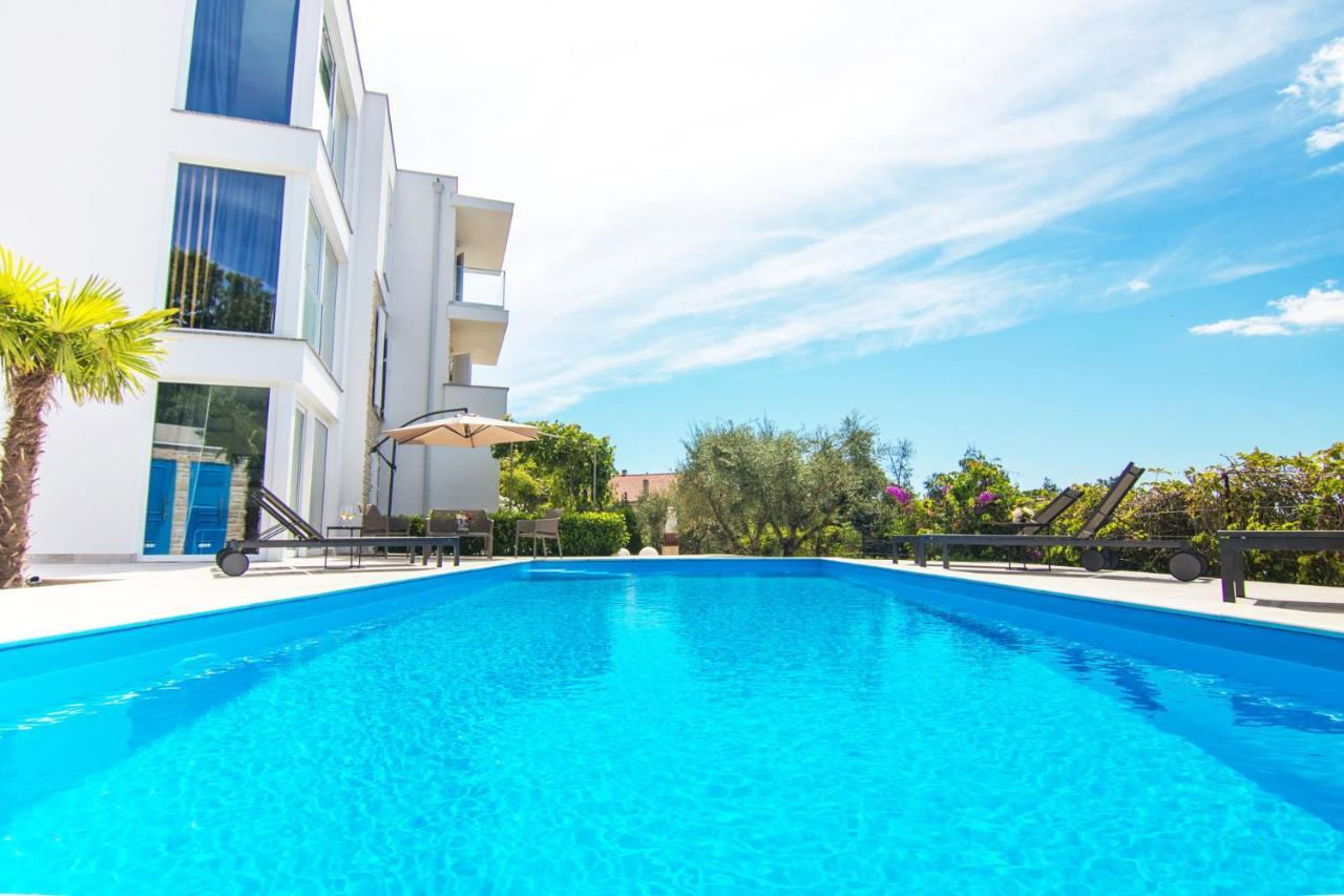 Marina di Portapisana Luxury private villa Krk Town Esterno foto